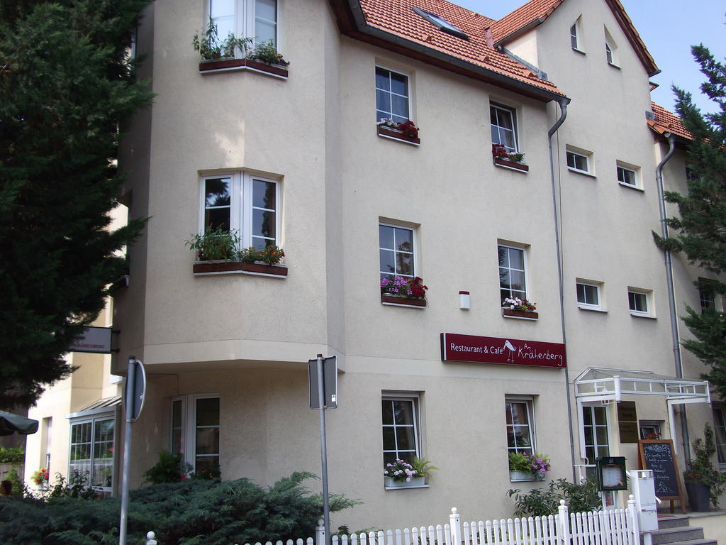Pension & Cafe Am Kraehenberg Halle  Exterior foto