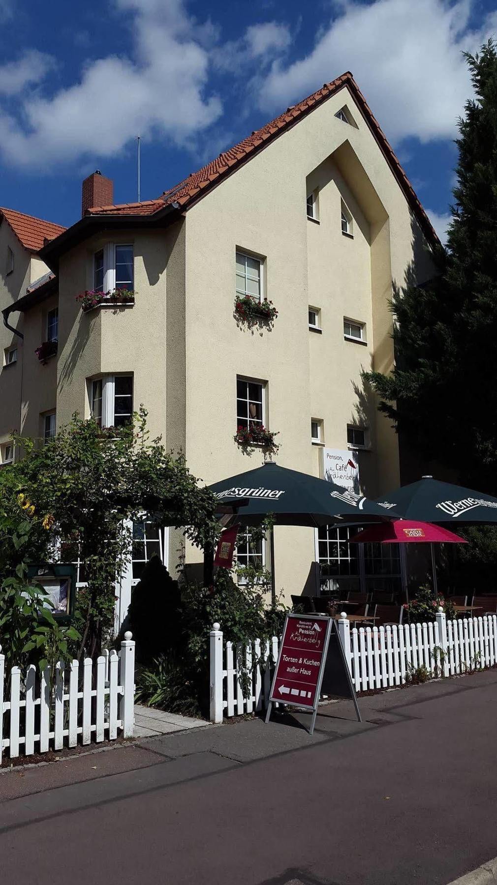 Pension & Cafe Am Kraehenberg Halle  Exterior foto